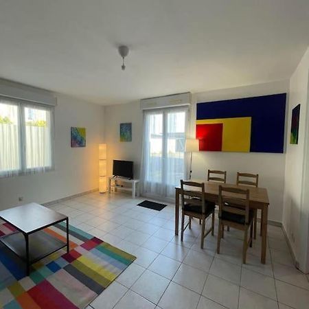 Maisonette Parking Prive Gratuit Doué-la-Fontaine Extérieur photo